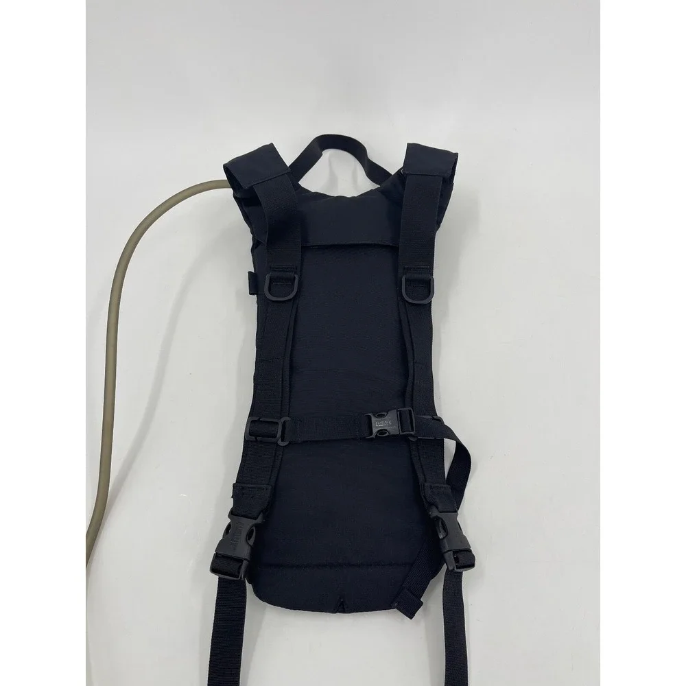 Camelbak Sabre‎ 70 oz Hydration Carrier Black Pack Bag w/ BLADDER